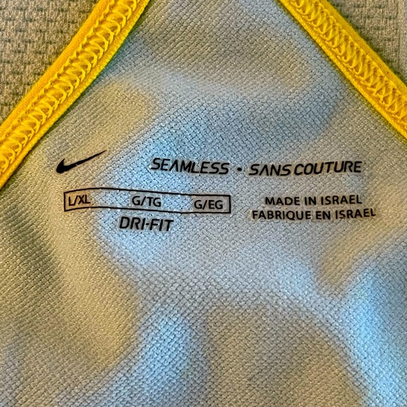 NIKE ATHLETIC TOP - Picture 5 of 5